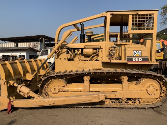 รถดันดิน Caterpillar D6D ตีนเป็ดแต่ใส่แผ่นตีนไก่ เกียร์ตัด สภาพดี เครื่องดี ช่วงล่างแน่น