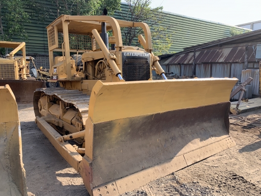 รถดันดิน Caterpillar D6D ตีนเป็ดแต่ใส่แผ่นตีนไก่ เกียร์ตัด สภาพดี เครื่องดี ช่วงล่างแน่น