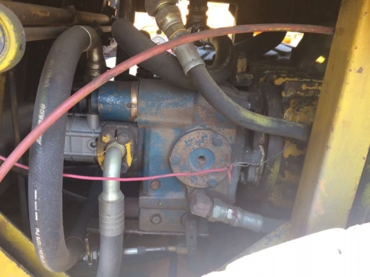 ขาย 385,000 รถบด DYNAPAC CA 30 D เครื่องดี เกียร์แรง ระบบสั่นแรง สภาพพร้อมใช้ ระบบสั่นสะเทือนแรง เกียร์แรง เอกสารชื้อขาย  รถอยู่ สระบุรี  090-772-3710 090-772-3708