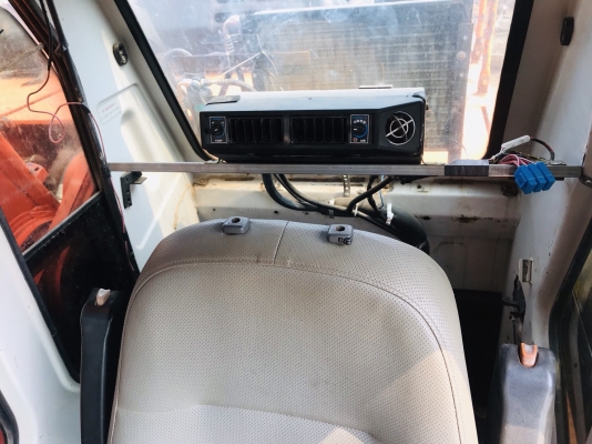 ขาย 1,650,000 DOOSAN SL 450 LC ทำงาน 9,000 ชม. เครื่องดี ปั้มแรง เอวแน่น ช่วงล่างแน่น เล่มทะเบียน รถพร้อมใช้ รถอยู่ ปทุมธานี สามโคก 090-772-3710 090-772-3708