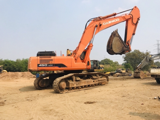 ขาย 1,650,000 DOOSAN SL 450 LC ทำงาน 9,000 ชม. เครื่องดี ปั้มแรง เอวแน่น ช่วงล่างแน่น เล่มทะเบียน รถพร้อมใช้ รถอยู่ ปทุมธานี สามโคก 090-772-3710 090-772-3708