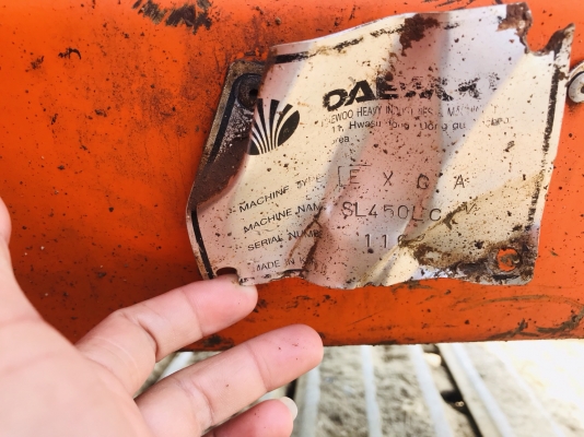 ขาย 1,650,000 DOOSAN SL 450 LC ทำงาน 9,000 ชม. เครื่องดี ปั้มแรง เอวแน่น ช่วงล่างแน่น เล่มทะเบียน รถพร้อมใช้ รถอยู่ ปทุมธานี สามโคก 090-772-3710 090-772-3708