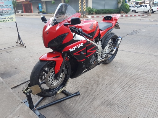 ขาย HONDA VFR400 NC30 ปี1992 ใส่แฟริ่งแต่ง CBR1000 ท่อแต่ง ทะเบียนแท้พร้อมโอน ราคา 57500 บาท ส่งได้ท ขาย HONDA VFR400 NC30 ปี1992 ใส่แฟริ่งแต่ง CBR1000 ท่อแต่ง ทะเบียนแท้พร้อมโอน ราคา 57500 บาท ส่งได้ท