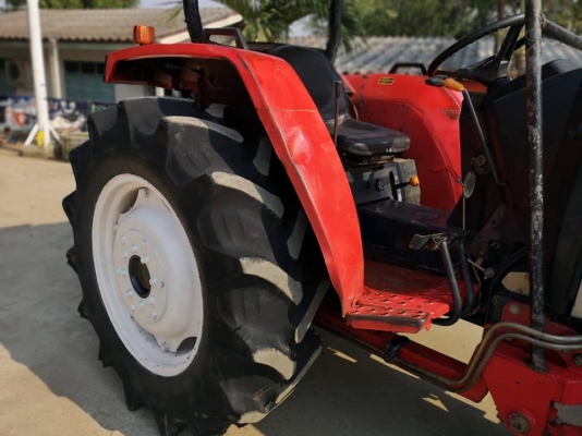 สินค้าเข้าใหม่คะยันม่ารุ่นEF453T  อุปกรณ์ 3 ชิ้น ใบดันหน้า ผาน6 โรตารี่ ราคา265000บาทต่อรองได้ สนใจติดต่อที่ 0906910337 ต้า