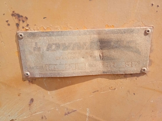 ขายรถบดไดนาแพคเปลือกหนาม 10 ตันสั่นสะเทือน 2 เพลาเอกสารอินวอยราคา 400,000