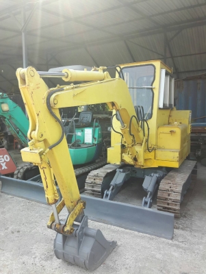 ขายแบคโฮโคมัสสุPC20 ราคา 150,000