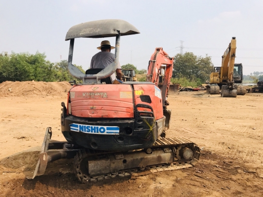 ขาย 285,000 KUBOTA kx 913c เครื่องดี ปั้มแรง เอวแน่น ช่วงล่างสวย รถพร้อมใช้งาน รถอยู่ ปทุมธานี สามโคก 090-772-3710 090-772-3708