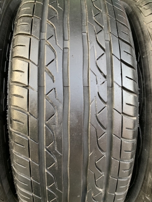 ยาง 185-65-14 Maxxis ปี 16 ดอกยางหนาปึกทุกเส้น