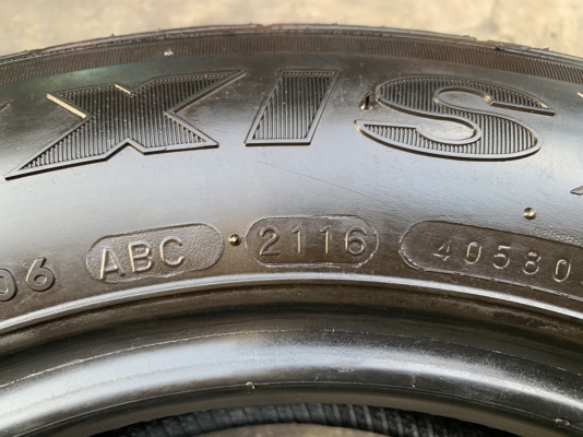 ยาง 185-65-14 Maxxis ปี 16 ดอกยางหนาปึกทุกเส้น