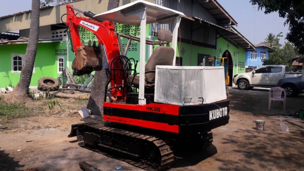 ขายครับ kh30เทียบเท่าpc30 รถใช้งานปกติ