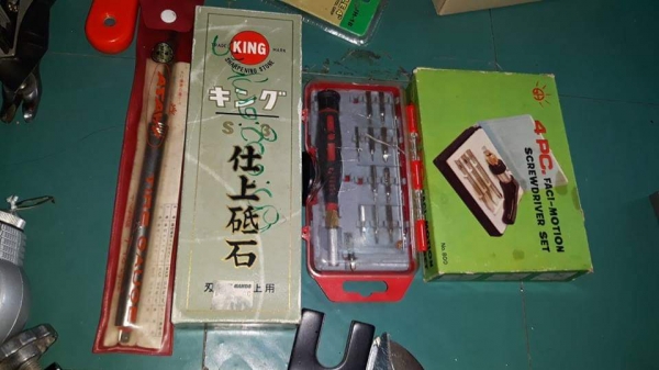 ขายเครื่องมือช่าง1กอง สนใจสอบถามได้ครับ0891786075 ขายเครื่องมือช่าง1กอง สนใจสอบถามได้ครับ0891786075
