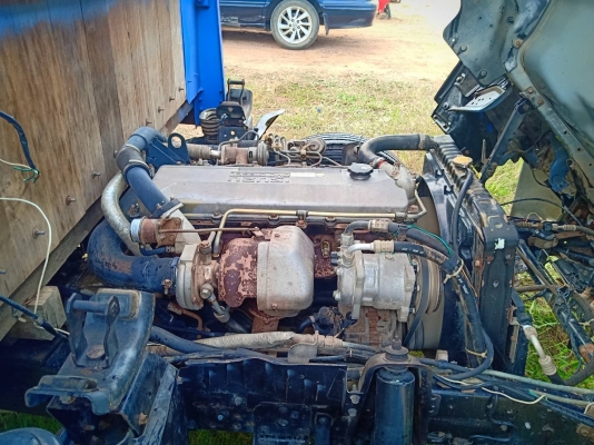 ขายครับ Isuzu NPR 130 แรงปี 47 ยาว 5 เมตร ราคา 470,000 จัดแนนซ์ได้ 400,000 เครื่องดี คัสซีดี เอกสารเ