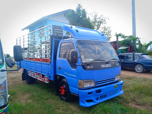 ขายครับ Isuzu NPR 130 แรงปี 47 ยาว 5 เมตร ราคา 470,000 จัดแนนซ์ได้ 400,000 เครื่องดี คัสซีดี เอกสารเ