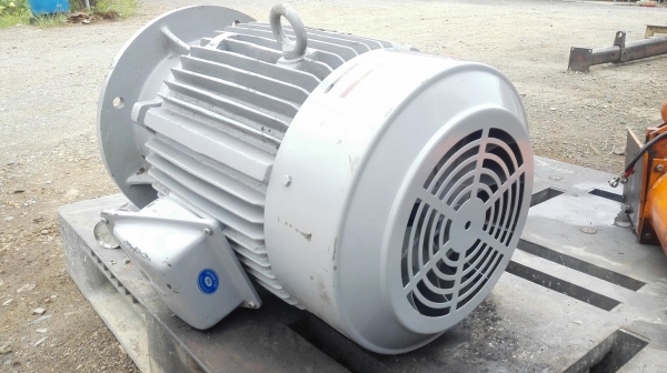 มอเตอร์ไฟฟ้ากำลังรอบช้าแบบหน้าแปลนของเก็บสแปร Mitsubishi 20 HP 6 POLE 960 RPM 380V ของใหม่เก่าเก็บ 1 มอเตอร์ไฟฟ้ากำลังรอบช้าแบบหน้าแปลนของเก็บสแปร Mitsubishi 20 HP 6 POLE 960 RPM 380V ของใหม่เก่าเก็บ 1