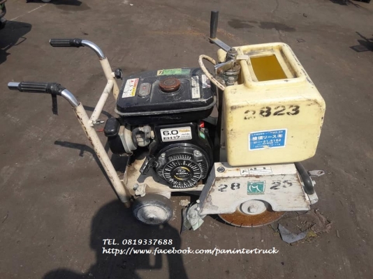 FROM JAPANขายถูกด่วนๆ CONCRETE CUTTERเครื่องตัดคอนกรีต ยี่ห้อ : MEIWA -MCP-120 /เครื่องยนต์ ROBIN :EH17 /ราคาเพียง15,000 บาท