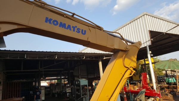 ขาย แบคโฮ KOMATSU PC60-5 เครื่องดี ปั้มดี ช่วงล่างเต็ม รถเช็คไว้พร้อมใช้งานครับ ขาย แบคโฮ KOMATSU PC60-5 เครื่องดี ปั้มดี ช่วงล่างเต็ม รถเช็คไว้พร้อมใช้งานครับ