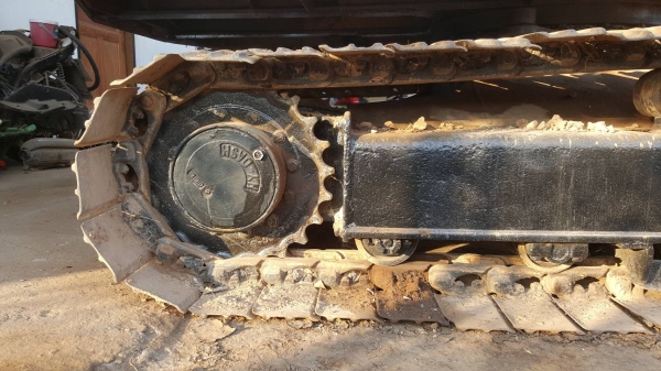 ขาย แบคโฮ KOMATSU PC60-5 เครื่องดี ปั้มดี ช่วงล่างเต็ม รถเช็คไว้พร้อมใช้งานครับ ขาย แบคโฮ KOMATSU PC60-5 เครื่องดี ปั้มดี ช่วงล่างเต็ม รถเช็คไว้พร้อมใช้งานครับ