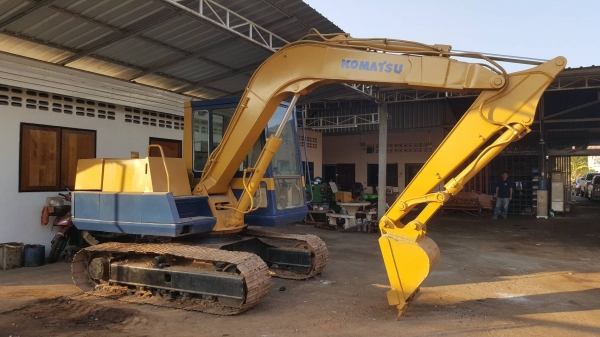 ขาย แบคโฮ KOMATSU PC60-5 เครื่องดี ปั้มดี ช่วงล่างเต็ม รถเช็คไว้พร้อมใช้งานครับ