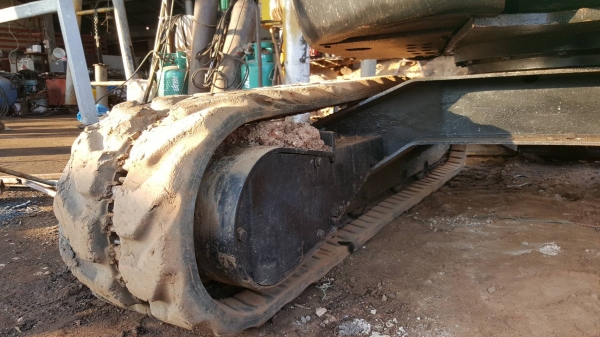 ขาย แบคโฮ KOBELCO SK30-SR ซื้อเก่านอกมา มีไลน์แย็ก เครื่องดี ปั้มนิ้ว มีใบอินวอยซ์ รถพร้อมใช้งาน ราคาต่อรองได้