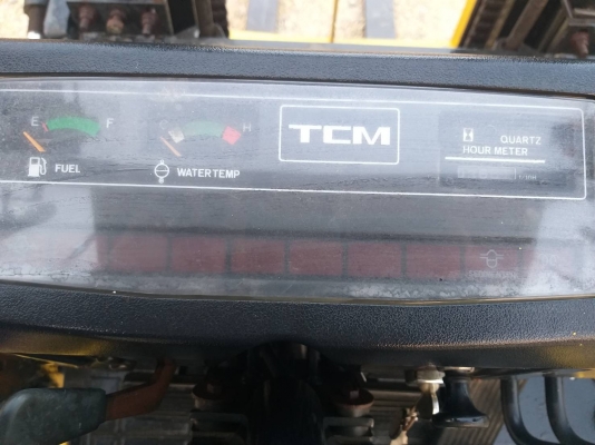 ขายรถยก TCM FD25 Z3 เครื่องดีเซล C240  เสาสูง 3.50 เมตร ยกได้ 2.5 ตัน เกียร์ออโต้ รถนอกนำเข้า ติดต่อ 098-7962549