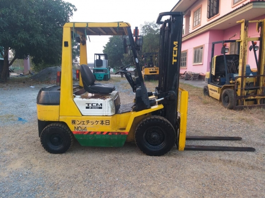 ขายรถยก TCM FD25 Z3 เครื่องดีเซล C240  เสาสูง 3.50 เมตร ยกได้ 2.5 ตัน เกียร์ออโต้ รถนอกนำเข้า ติดต่อ 098-7962549