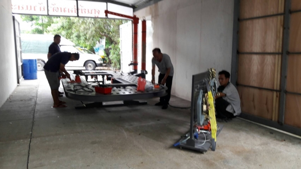 โครงเหล็กพร้อมหลังคาเมทัลชีทบลูโสคป 500ตรม ถูกสุดๆ