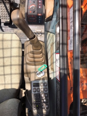 ขายรถเครน HITACHI EX100-3M (เครน 3 ตัน บูมยาว 18 เมตร) นำเข้าเองจากญี่ปุ่น สภาพสวยพร้อมใช้ มีVDOการทำงานครับ