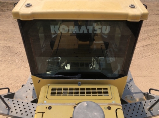 ขายรถตักล้อยาง KOMATSU WA380-5 นำเข้าเองจากญี่ปุ่น สภาพสวยพร้อมใช้ มีVDOการทำงานครับ