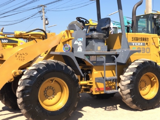 ขายรถตักล้อยาง TCM E830 (เท่าเทียบ WA100) นำเข้าเองจากญี่ปุ่น สภาพสวยพร้อมใช้ มีVDOการทำงานครับ ขายรถตักล้อยาง TCM E830 (เท่าเทียบ WA100) นำเข้าเองจากญี่ปุ่น สภาพสวยพร้อมใช้ มีVDOการทำงานครับ