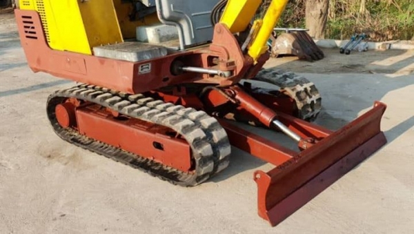 lS30SX   SUMITOMO   ขนาด3ตัน ราคาแค่  165,000บาท  รถนอกเพิ่งนำเข้ามายังไม่เคยใช้งานในเมืองไทยเลย สถาพดีคอลโทลสั้นพร้อมใช้ เครื่องอีซูซู3สูบเครื่องดีปั้มเเรงพร้อมใช้บูมอาร์มสวย  ช่างล่างดีรถสวยเร็วแรง  ไม่โหลดพร้อมใช้เดิมๆเอกสารอินวอยล์  สนใจคลิ๊ก ☎ 081-98