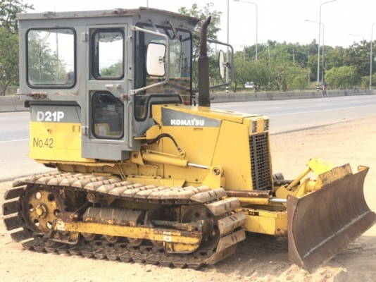 ขายรถดันดิน KOMATSU D21P-7E (4,XXX ชั่วโมง) นำเข้าเองจากญี่ปุ่น สภาพสวยพร้อมใช้ มีVDOการทำงานครับ