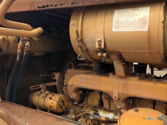 ขายรถดันดิน KOMATSU D80P-12 (D8) นำเข้าเองจากญี่ปุ่น สภาพสวยพร้อมใช้ มีVDOการทำงานครับ