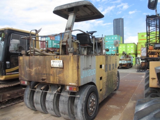 ขายรถบด 9 ล้อ KOMATSU JW200 นำเข้าเองจากญี่ปุ่น สภาพสวยพร้อมใช้ ถึงเร็วๆนี้ครับ