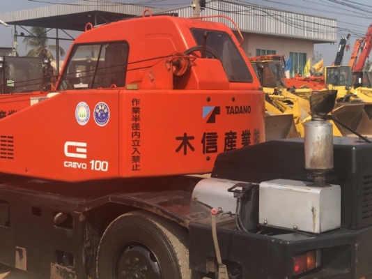 ขายรถเครน TADANO TR100M-1 (ขนาด 10 ตัน) ปี 2000 นำเข้าเองจากญี่ปุ่น สภาพสวยพร้อมใช้ มีVDOการทำงานครับ