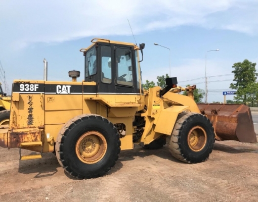 ขายรถตักล้อยาง CAT 938F นำเข้าเองจากญี่ปุ่น สภาพสวยพร้อมใช้ มีVDOการทำงานครับ