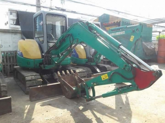 ขายจ้า..KOMATSU PC40MR-1 เก่านอกแท้  สภาพสวย 3,xxx ชั่วโมง  พร้อมใช้ โทร 089-3818694 จ๊อย