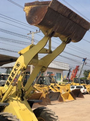 ขายรถตักล้อยาง KOMATSU WA100-3 (1,XXX ชั่วโมง) นำเข้าเองจากญี่ปุ่น สภาพสวยพร้อมใช้ มีVDOการทำงานครับ ขายรถตักล้อยาง KOMATSU WA100-3 (1,XXX ชั่วโมง) นำเข้าเองจากญี่ปุ่น สภาพสวยพร้อมใช้ มีVDOการทำงานครับ