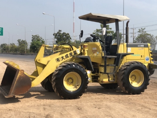ขายรถตักล้อยาง KOMATSU WA100-3 (1,XXX ชั่วโมง) นำเข้าเองจากญี่ปุ่น สภาพสวยพร้อมใช้ มีVDOการทำงานครับ ขายรถตักล้อยาง KOMATSU WA100-3 (1,XXX ชั่วโมง) นำเข้าเองจากญี่ปุ่น สภาพสวยพร้อมใช้ มีVDOการทำงานครับ