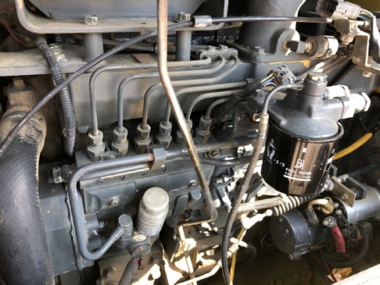 ขายรถตักล้อยาง KOMATSU WA100-3 (1,XXX ชั่วโมง) นำเข้าเองจากญี่ปุ่น สภาพสวยพร้อมใช้ มีVDOการทำงานครับ ขายรถตักล้อยาง KOMATSU WA100-3 (1,XXX ชั่วโมง) นำเข้าเองจากญี่ปุ่น สภาพสวยพร้อมใช้ มีVDOการทำงานครับ