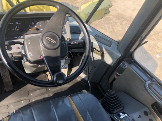 ขายรถตักล้อยาง KOMATSU WA100-3 นำเข้าเองจากญี่ปุ่น สภาพสวยพร้อมใช้ มีVDOการทำงานครับ