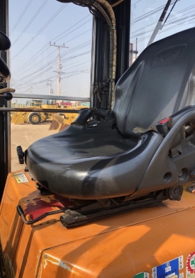 ขายรถตักล้อยาง TCM SD25Z6 นำเข้าเองจากญี่ปุ่น สภาพสวยพร้อมใช้ มีVDOการทำงานครับ