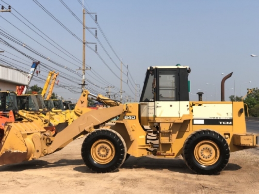 ขายรถตักล้อยาง TCM 840-2 แขนยาวพิเศษ นำเข้าเองจากญี่ปุ่น สภาพสวยพร้อมใช้ มีVDOการทำงานครับ