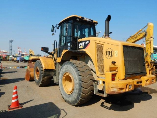 ขายรถตักล้อยาง CAT 950H ปี 2011 นำเข้าเองจากญี่ปุ่น สภาพสวยพร้อมใช้ ถึงเร็วๆนี้ครับ ขายรถตักล้อยาง CAT 950H ปี 2011 นำเข้าเองจากญี่ปุ่น สภาพสวยพร้อมใช้ ถึงเร็วๆนี้ครับ