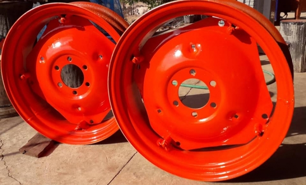 ขายกระทะล้อขอบ 12.4-24 รับสั่งและส่งถึงที่ทั่วประเทศ  สนใจติดต่อ 084-9997463