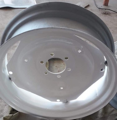 ขายกระทะล้อขอบ 12.4-24 รับสั่งและส่งถึงที่ทั่วประเทศ  สนใจติดต่อ 084-9997463