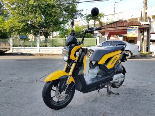 Zoomer x 2014 สีเหลือง เล่มทะเบียนชุดโอนครบ