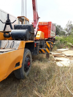 ต้องการขายรถเครนคาโต้ปี 59 11 TON 6 ล้อ 2 เพลา 125 แรง  รับงานเทียบเท่า16 TON ขายตามสภาพ..พร้อมใช้สนใจติดต่อด่วนๆๆ 084-5391041 , 089-2050655