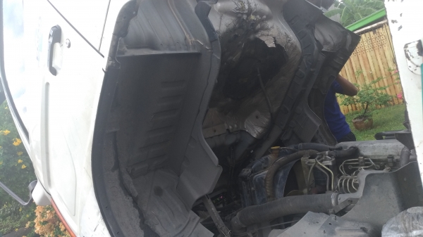 ขาย6ล้อHINO FC 4J 145แรง ปี47 ยาว5.50เมตร  เครื่องดี คัสชีส์สวย ตามสภาพครับ