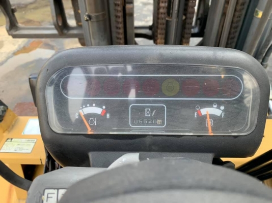 ขายรถนอก MITSUBISHI 2.5ตัน 4.7 เมตรเข้าตู้ งาเท ดีเซล ล้อคู่ ราคา 370,000 บาท 094-426-7888 จะเด็ด