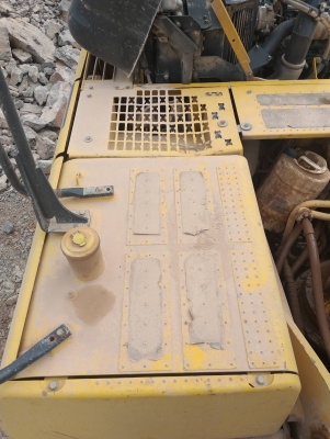 ขายด่วน!! Komatsu PC300-8 สภาพสวยค่ะ